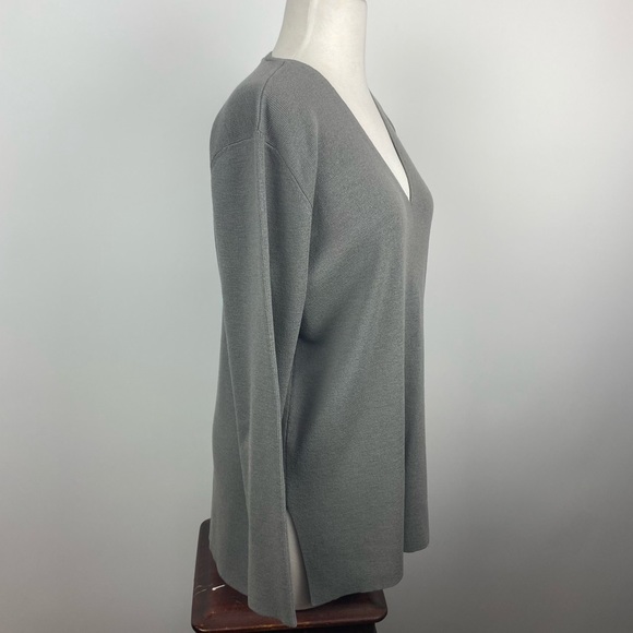 EILEEN FISHER Women’s Sweater 100% Wool Washable Oversized Small Gray V-Neck - Picture 4 of 8